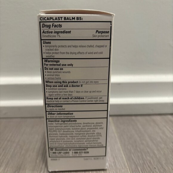 La Roche Posay Sample Kit - Picture 3 of 4